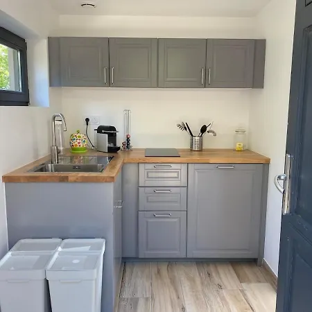 بيت للعطل Petite Maison Proche *