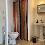 Petite Maison Proche بيت للعطل *