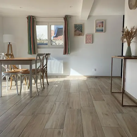 Petite Maison Proche Casa de Férias *