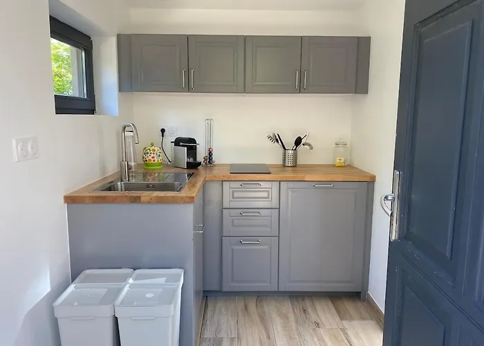 בית נופש Petite Maison Proche *